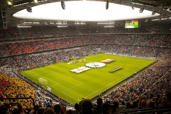 What saddlebags are best suited for sport bike touring in the UK?